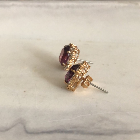Small purple with crystal stones vintage earrings - Picture 4 of 7